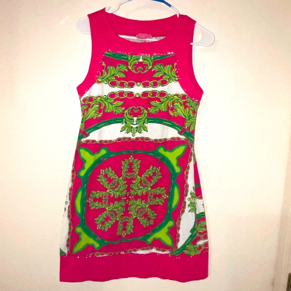 Pretty spring dress.